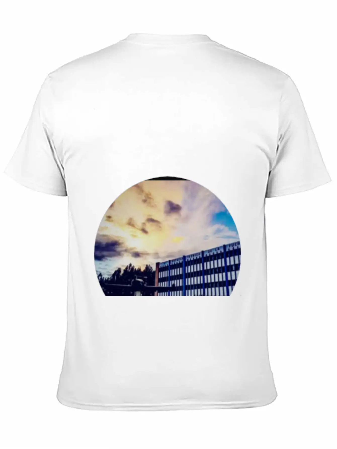 20220124 180307 Breathable Graphic T-Shirt – Perfect For Casual Days