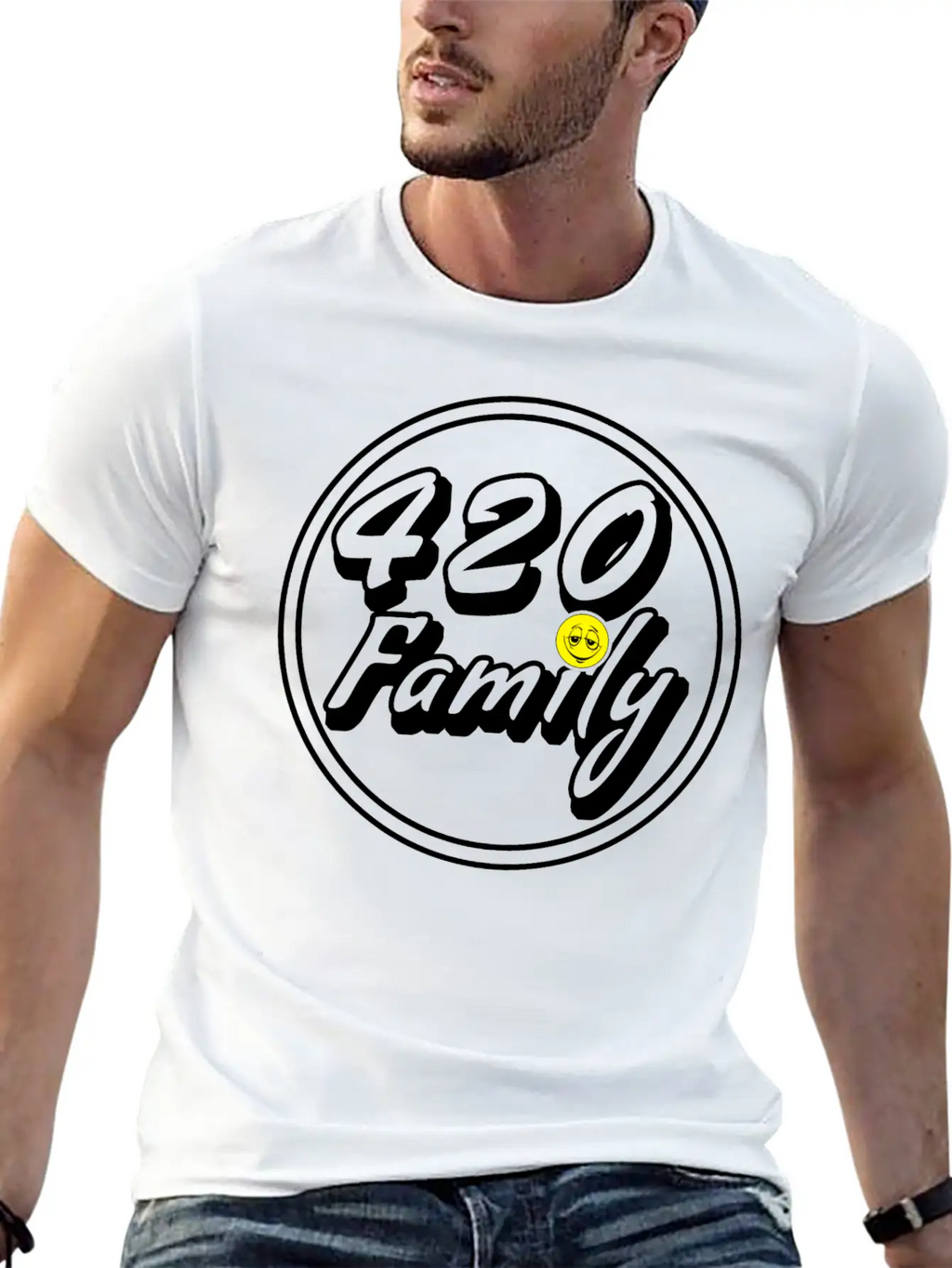 420 Family Smiley Classic Crew Neck Graphic Tee – Everyday Minimal Look